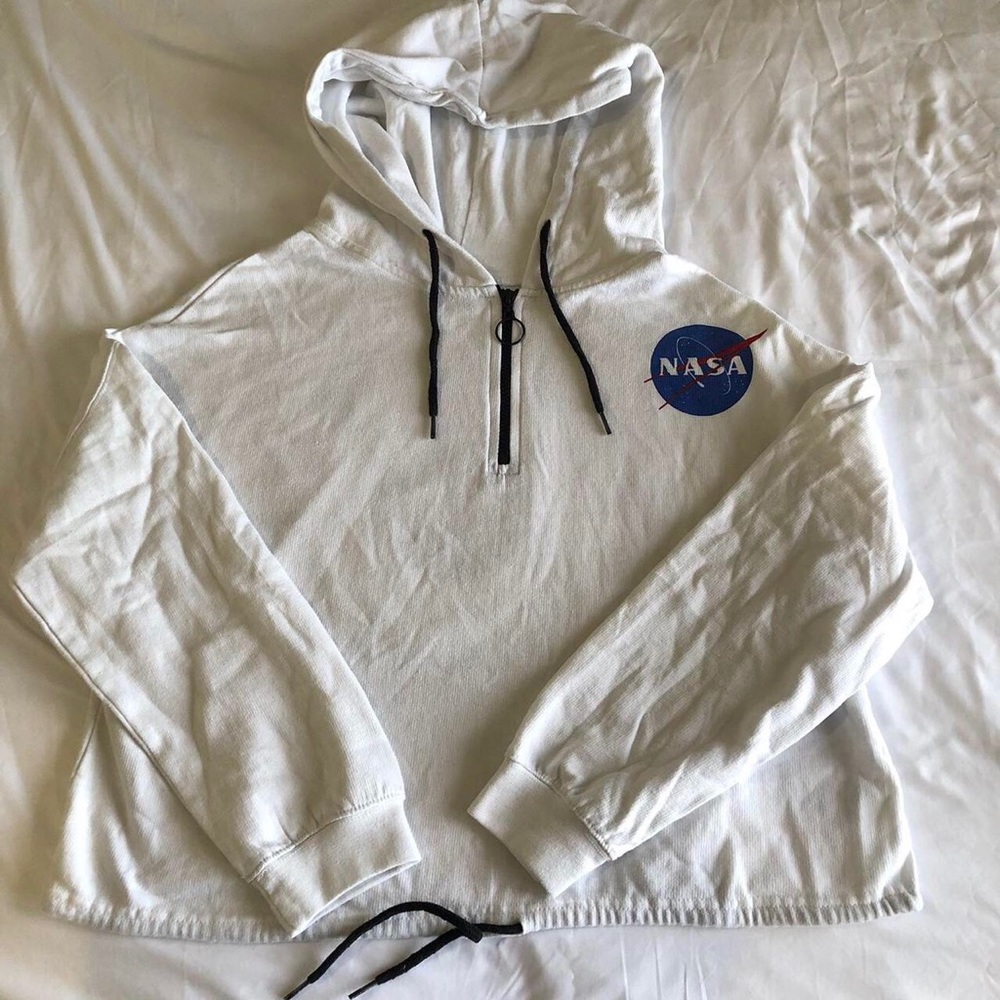 White Cropped Nasa Hoodie with a Half Zip